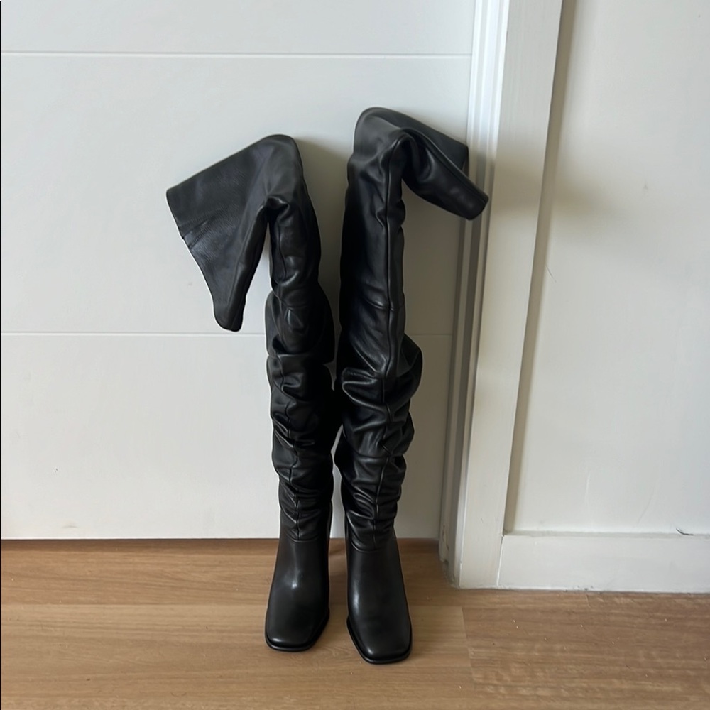 Kelsea Leather Slouchy Boot